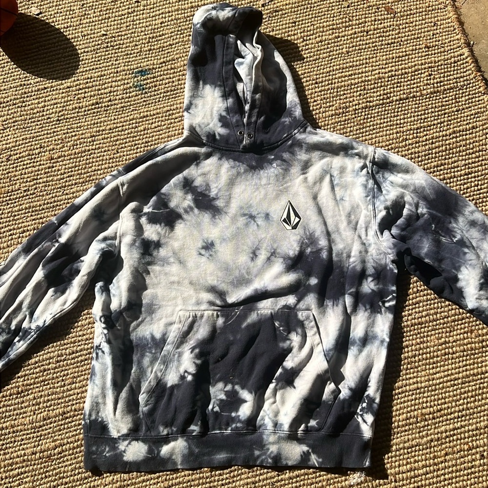 Men’s Volcom the dye sweater size XL